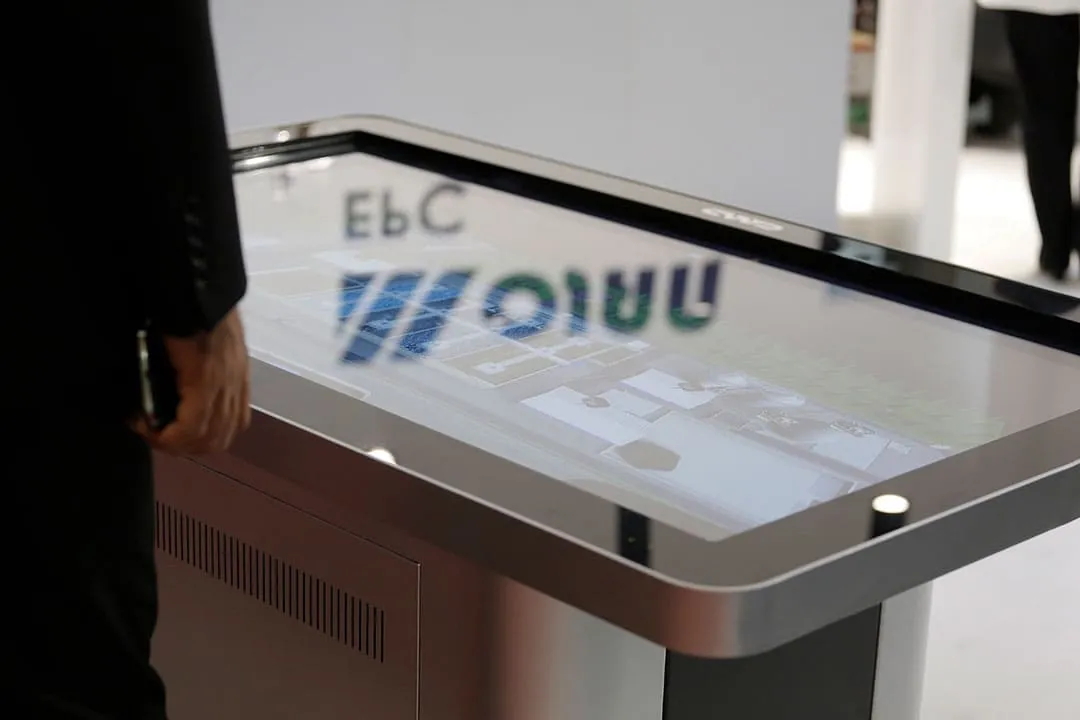 اجاره میز تاچ